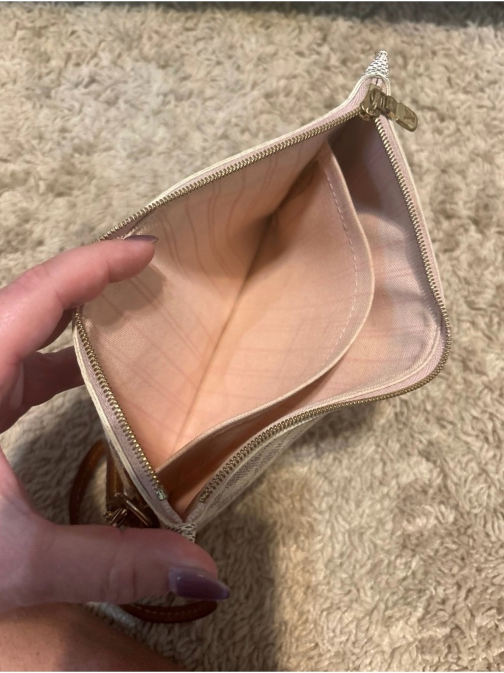 Louis Vuitton Pouchette - Picture 5 of 8